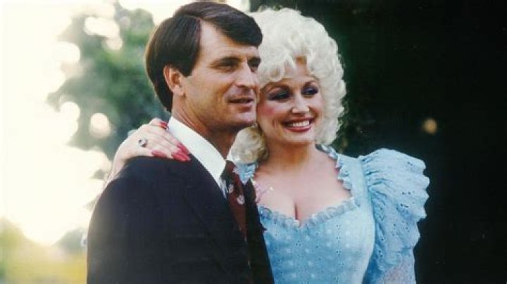 Dolly Parton's Husband's Surprising Height Revealed