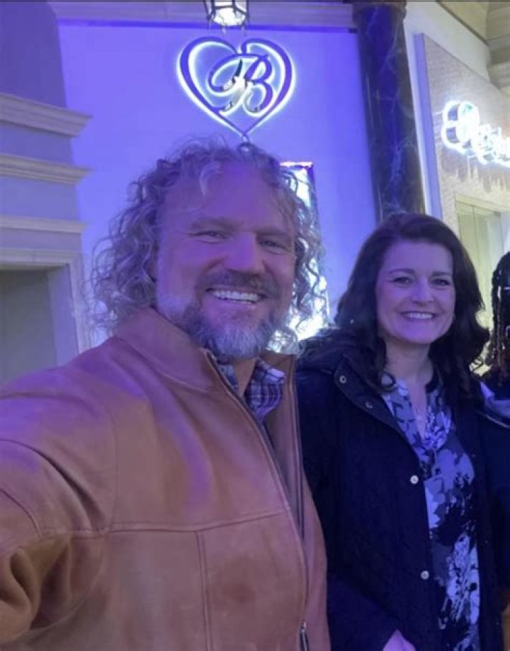"Sister Wives" Spoiler Exposes Kody Brown's Hidden Feelings For Janelle