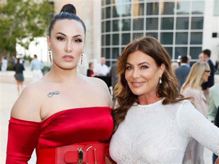 Unveiling The Love Life Of Steven Bauer: Spouses And Girlfriends Revealed!